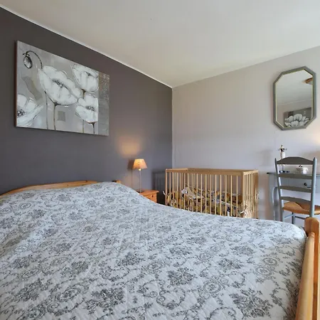 Holiday home Old Carefully Restored In A Peaceful , Cleaning Included